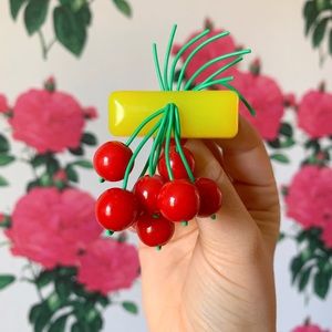 Classic Luxulite 50s Style Cherry Brooch